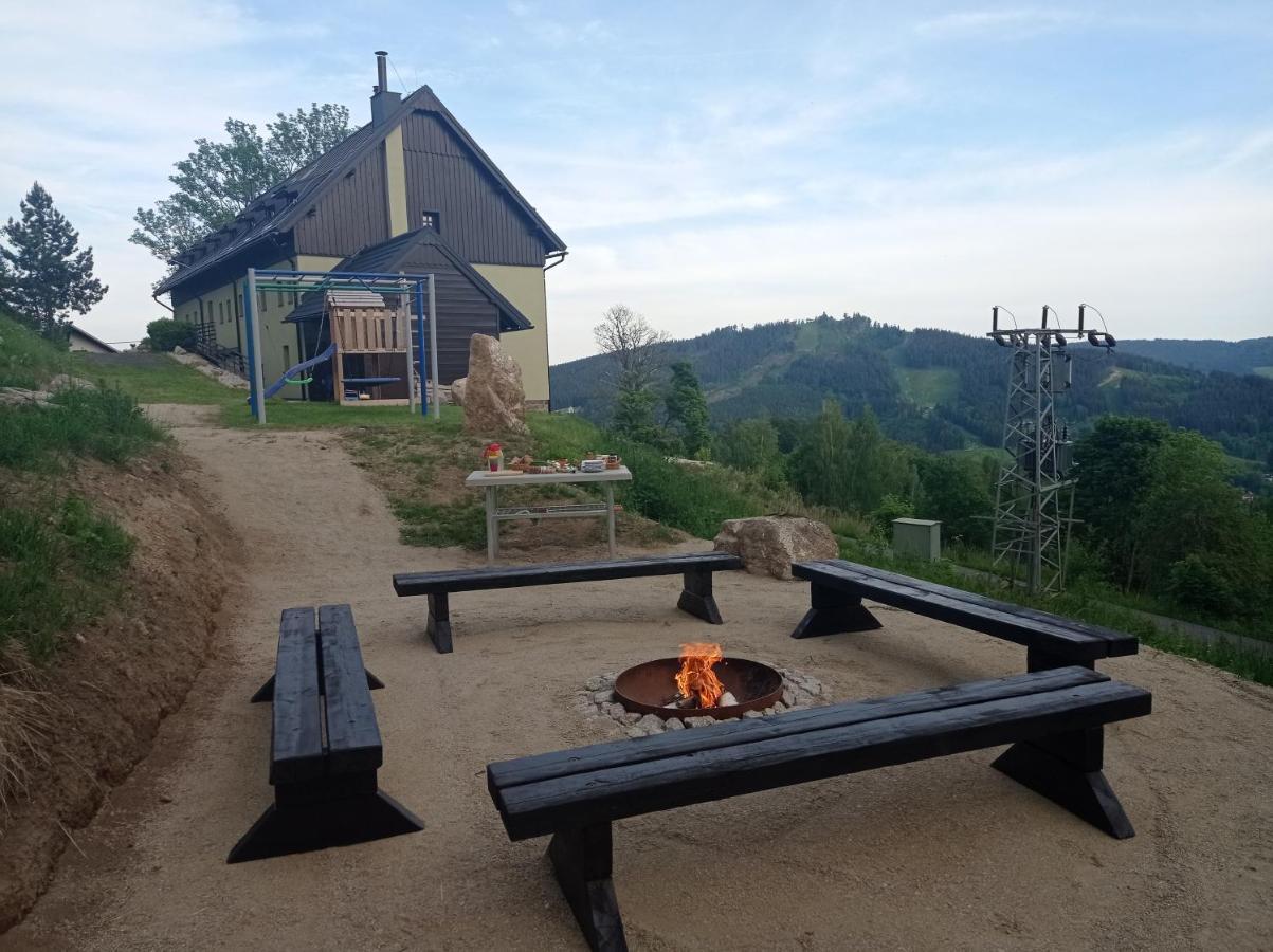 Apartmany Kynast Albrechtice v Jizerskych horach Bagian luar foto